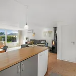 Reeta - 450m From The Sea By Interhome *