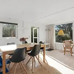 Reeta - 450m From The Sea By Interhome *