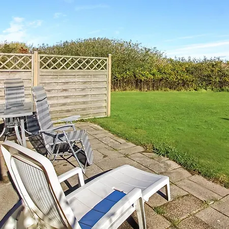 Holiday home Reeta - 450m From The Sea By Interhome Lokken